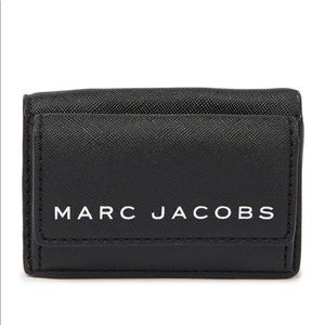 NWT Marc Jacobs Mini Trifold Wallet black